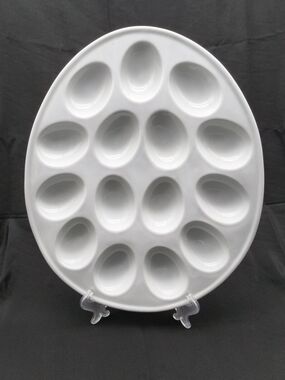 Egg Shaped Devilled Egg Platter - The Chef's Secret Tray